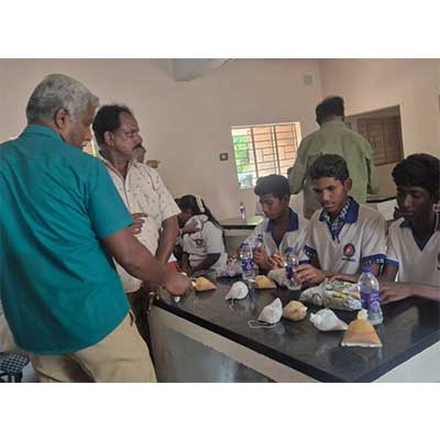 29-09-2026 அன்னதானம் தண்ணிர் பாட்டில் ஸ்வீட் வழங்கும் விழா